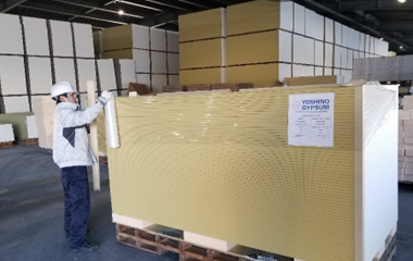 製品荷役業務他